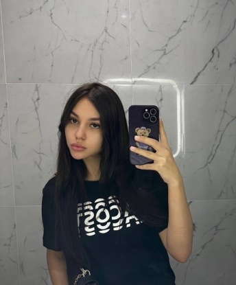 Моя опытность позволит тебе испытать невероятно приятные ощущения. 💋
Я могу предложить тебе широкий спектр услуг: от страстных эротических массажей до более пикантных игр и фантазий. Мои нежные руки и умелое тело с большим удовольствием погрузят тебя в мир истинного блаженства. 🔥
Мои клиенты оставляют самые лестные отзывы. Я создаю интимную атмосферу доверия и понимания, в которой ты сможешь расслабиться и насладиться каждой минутой.🌹
Фото, которые ты видишь, - настоящие и актуальные. Я заботлюсь о своей внешности и всегда выгляжу безупречно для тебя. 😍
Не упускай возможность окунуться в мир удовольствий со мной! Живу в Москве и готова стать твоей незабываемой остановкой в этом огромном городе. 🏙️ Контакты для связи указаны на фото. 👆 До скорой встречи, милый! 💕 Галя